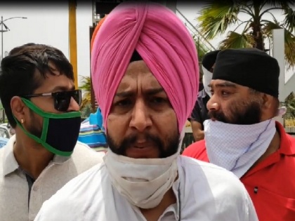 Youth Akali Dal in Ludhiana protests against Punjab govt, demands waiver of school fee, electricity bill | Youth Akali Dal in Ludhiana protests against Punjab govt, demands waiver of school fee, electricity bill