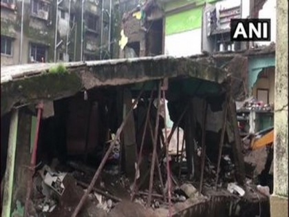 Death toll rises to 33 in Bhiwandi building collapse incident: NDRF | Death toll rises to 33 in Bhiwandi building collapse incident: NDRF