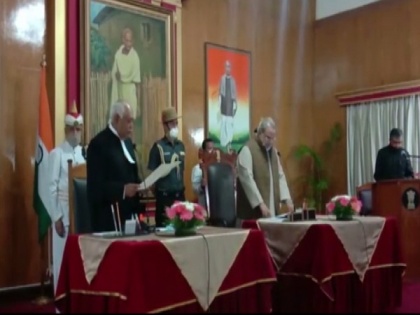 Satya Pal Malik takes oath as Meghalaya Governor | Satya Pal Malik takes oath as Meghalaya Governor