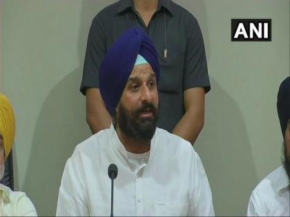 Majithia drug case: HC defers hearing on anticipatory bail plea till Jan 5 | Majithia drug case: HC defers hearing on anticipatory bail plea till Jan 5 Majithia drug case: HC defers hearing on anticipatory bail plea till Jan 5 | Majithia drug case: HC defers hearing on anticipatory bail plea till Jan 5