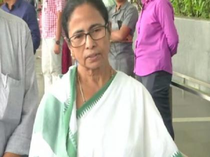 Coronavirus : Namaste, no handshake, says Mamata | Coronavirus : Namaste, no handshake, says Mamata Coronavirus : Namaste, no handshake, says Mamata | Coronavirus : Namaste, no handshake, says Mamata