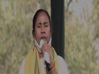 Mamata Banerjee accuses BJP of being 'a party of thieves' | Mamata Banerjee accuses BJP of being 'a party of thieves' Mamata Banerjee accuses BJP of being 'a party of thieves' | Mamata Banerjee accuses BJP of being 'a party of thieves'