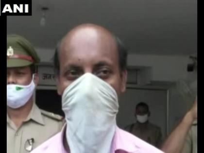 Kanpur man returns home two days after family 'buried him' | Kanpur man returns home two days after family 'buried him' Kanpur man returns home two days after family 'buried him' | Kanpur man returns home two days after family 'buried him'