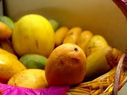Mangoes can be useful in reducing facial wrinkles in older women: Study | Mangoes can be useful in reducing facial wrinkles in older women: Study