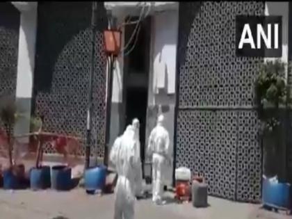 Markaz building in Delhi's Nizamuddin sanitised | Markaz building in Delhi's Nizamuddin sanitised Markaz building in Delhi's Nizamuddin sanitised | Markaz building in Delhi's Nizamuddin sanitised