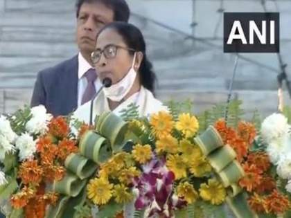 Agitated Mamata refuses to deliver speech at Parakram Diwas event, says not fair to insult someone invited | Agitated Mamata refuses to deliver speech at Parakram Diwas event, says not fair to insult someone invited