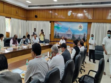 Omicron: Karnataka CM holds meeting with senior officials | Omicron: Karnataka CM holds meeting with senior officials Omicron: Karnataka CM holds meeting with senior officials | Omicron: Karnataka CM holds meeting with senior officials