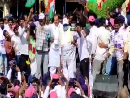 Karnataka Congress resumes Medkadatu project padayatra | Karnataka Congress resumes Medkadatu project padayatra