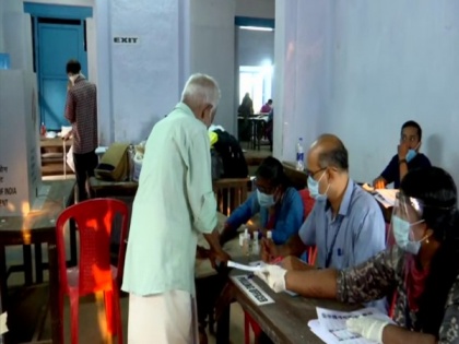 Kerala records 14.87 pc voter turnout till 9:40 am | Kerala records 14.87 pc voter turnout till 9:40 am