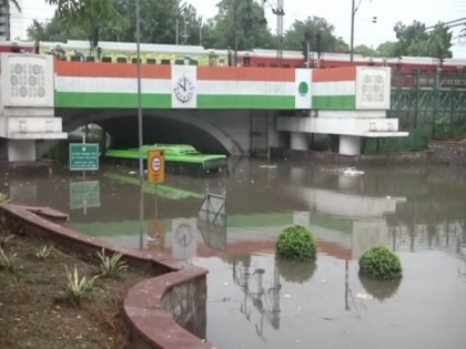 Delhi rains: Body found under waterlogged Minto Bridge | Delhi rains: Body found under waterlogged Minto Bridge