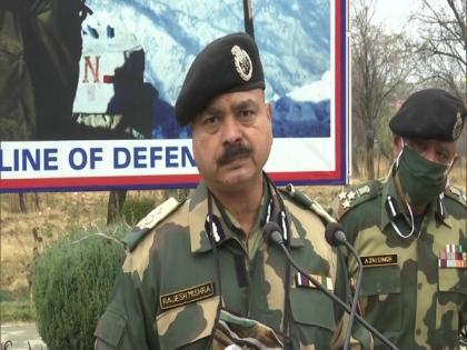 Around 300 terrorists present at each launching pad of Pakistan: BSF | Around 300 terrorists present at each launching pad of Pakistan: BSF