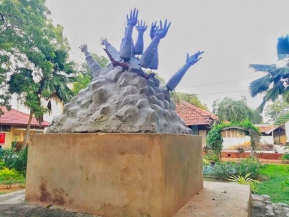 Sri Lanka's Jaffna University war memorial removed, Tamil Nadu CM condemns move | Sri Lanka's Jaffna University war memorial removed, Tamil Nadu CM condemns move