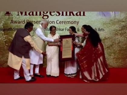 PM Modi calls Lata Mangeshkar melodious rendition of 'Ek Bharat, Shreshtha Bharat' | PM Modi calls Lata Mangeshkar melodious rendition of 'Ek Bharat, Shreshtha Bharat'