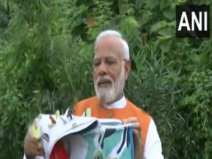 PM Modi releases butterflies in Gujarat's Kevadia on his birthday | PM Modi releases butterflies in Gujarat's Kevadia on his birthday