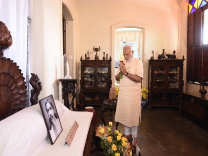 PM Modi pays tributes to Sri Aurobindo on his birth anniversary | PM Modi pays tributes to Sri Aurobindo on his birth anniversary