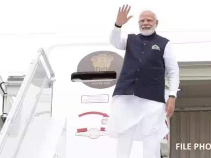 Modi departs for France, UAE; hopes to deepen ties | Modi departs for France, UAE; hopes to deepen ties