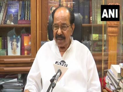 Veerappa Moily wants change of attitude within Cong workers to win polls | Veerappa Moily wants change of attitude within Cong workers to win polls