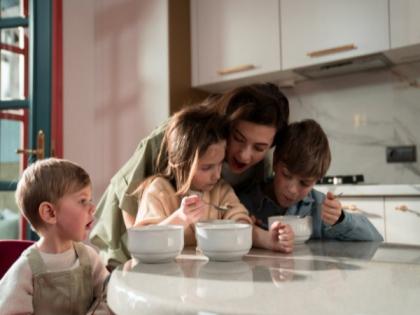 Study finds COVID-19 related parenting stress impacts eating habits of children | Study finds COVID-19 related parenting stress impacts eating habits of children