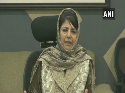 PDP chief Mehbooba Mufti released from detention; tweets message | PDP chief Mehbooba Mufti released from detention; tweets message
