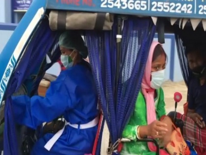 Munmun Sarkar, first woman e-rickshaw driver in North Bengal, provides free service to COVID-19 patients | Munmun Sarkar, first woman e-rickshaw driver in North Bengal, provides free service to COVID-19 patients