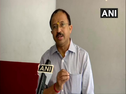 Kerala govt should focus on COVID-19 containment instead of 'non-issues': Muraleedharan | Kerala govt should focus on COVID-19 containment instead of 'non-issues': Muraleedharan