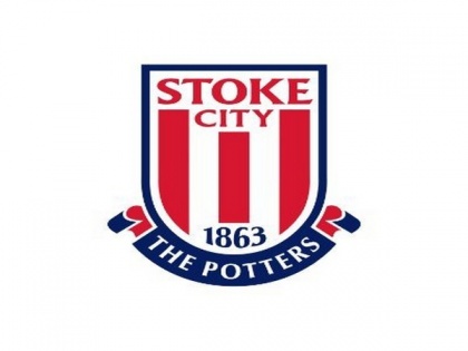 Friendly against Manchester United called off as Stoke City manager tests positive for COVID-19 | Friendly against Manchester United called off as Stoke City manager tests positive for COVID-19