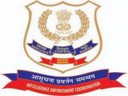 Mumbai Narcotics Cell seizes drugs worth 1 crore, arrests one Nigerian | Mumbai Narcotics Cell seizes drugs worth 1 crore, arrests one Nigerian Mumbai Narcotics Cell seizes drugs worth 1 crore, arrests one Nigerian | Mumbai Narcotics Cell seizes drugs worth 1 crore, arrests one Nigerian