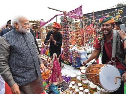 PM Modi urges people to visit Hunar Haat to appreciate country's diverse expanse, cultures | PM Modi urges people to visit Hunar Haat to appreciate country's diverse expanse, cultures