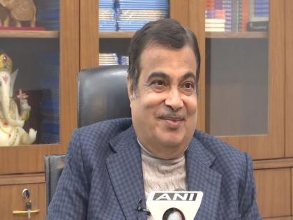 Nitin Gadkari to inaugurate Rampur's 'Hunar Haat' today | Nitin Gadkari to inaugurate Rampur's 'Hunar Haat' today