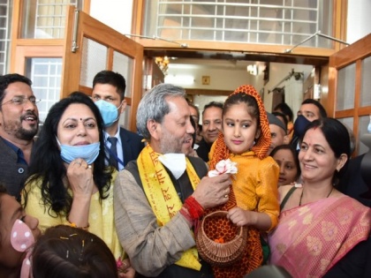 Uttarakhand CM Tirath Singh Rawat celebrates Phool Dei festival | Uttarakhand CM Tirath Singh Rawat celebrates Phool Dei festival