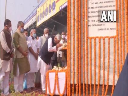 Bihar CM, Governor pay floral tribute to Jawaharlal Nehru on his 132nd birth anniversary | Bihar CM, Governor pay floral tribute to Jawaharlal Nehru on his 132nd birth anniversary