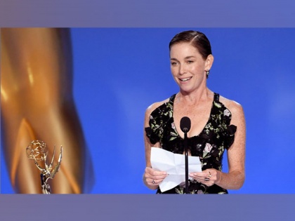Emmys 2021: Julianne Nicholson gives subtle nod to women in Texas, Afghanistan | Emmys 2021: Julianne Nicholson gives subtle nod to women in Texas, Afghanistan