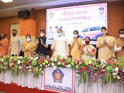 Maharashtra CM launches 91 Nirbhaya Squads to protect women | Maharashtra CM launches 91 Nirbhaya Squads to protect women