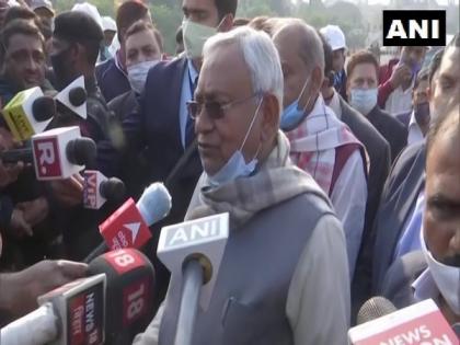 Nitish downplays six JD-U MLAs in Arunachal joining BJP; says not an issue, will have meeting | Nitish downplays six JD-U MLAs in Arunachal joining BJP; says not an issue, will have meeting Nitish downplays six JD-U MLAs in Arunachal joining BJP; says not an issue, will have meeting | Nitish downplays six JD-U MLAs in Arunachal joining BJP; says not an issue, will have meeting