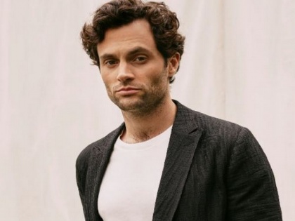Penn Badgley reacts to 'You' fan asking him to 'kidnap' her | Penn Badgley reacts to 'You' fan asking him to 'kidnap' her
