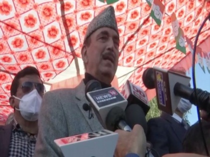 Ghulam Nabi Azad urges security forces to avoid collateral damage during anti-terror operations in J-K | Ghulam Nabi Azad urges security forces to avoid collateral damage during anti-terror operations in J-K