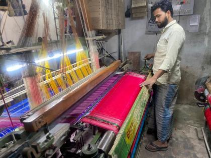 Local residents demand more jobs, better connectivity for weaver business in UP's Mau | Local residents demand more jobs, better connectivity for weaver business in UP's Mau