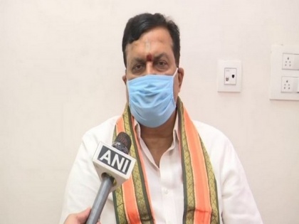 Telangana BJP leader gets first dose of COVID-19 vaccine | Telangana BJP leader gets first dose of COVID-19 vaccine