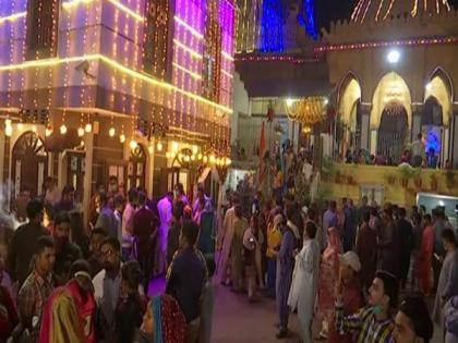 Hindus in Pakistan celebrate Diwali following COVID-19 SOPs | Hindus in Pakistan celebrate Diwali following COVID-19 SOPs Hindus in Pakistan celebrate Diwali following COVID-19 SOPs | Hindus in Pakistan celebrate Diwali following COVID-19 SOPs