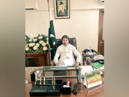 Pakistan: PTI leader Ali Muhammad Khan claims majority of party's MPs against resigning from NA | Pakistan: PTI leader Ali Muhammad Khan claims majority of party's MPs against resigning from NA