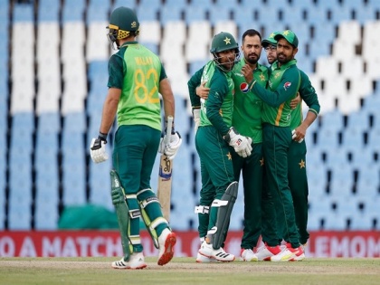 Fakhar, Nawaz shine as Pakistan beat South Africa in ODI series decider | Fakhar, Nawaz shine as Pakistan beat South Africa in ODI series decider