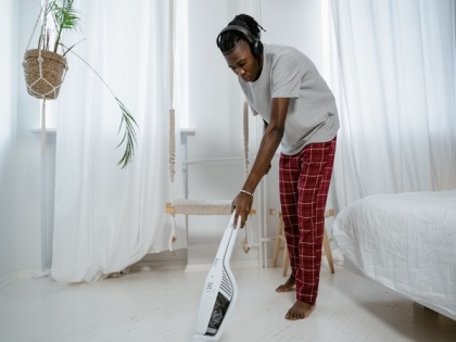 Housework can lead to sharper memory, better leg strength: Study | Housework can lead to sharper memory, better leg strength: Study