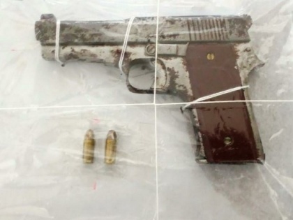 Man held with country-made pistol in Mumbai | Man held with country-made pistol in Mumbai