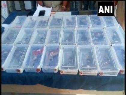 UPSTF arrests 5 involved in illegal arms smuggling from Hardoi | UPSTF arrests 5 involved in illegal arms smuggling from Hardoi
