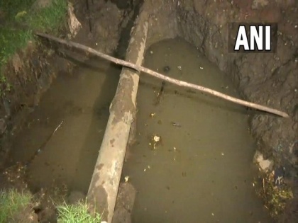 Mumbai: Two minor boys drown to death after falling in pit dug up for water supply line repair | Mumbai: Two minor boys drown to death after falling in pit dug up for water supply line repair