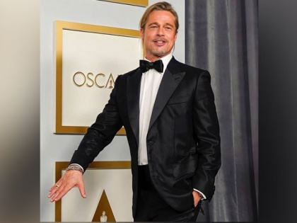 Oscars 2021: Brad Pitt sports a dapper tuxedo for a classic Hollywood look | Oscars 2021: Brad Pitt sports a dapper tuxedo for a classic Hollywood look