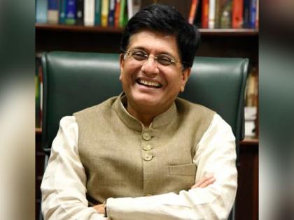 Piyush Goyal confers Top Indian Academic Institution for Patents and Commercialization award to Amity University | Piyush Goyal confers Top Indian Academic Institution for Patents and Commercialization award to Amity University