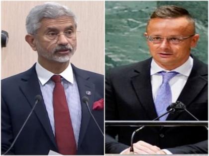 Jaishankar holds talks with Hungarian counterpart for evacuation of Indian nationals from Ukraine | Jaishankar holds talks with Hungarian counterpart for evacuation of Indian nationals from Ukraine