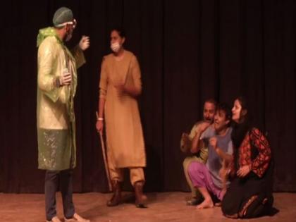 Cultural festival organised in Srinagar to showcase talents from J-K | Cultural festival organised in Srinagar to showcase talents from J-K Cultural festival organised in Srinagar to showcase talents from J-K | Cultural festival organised in Srinagar to showcase talents from J-K