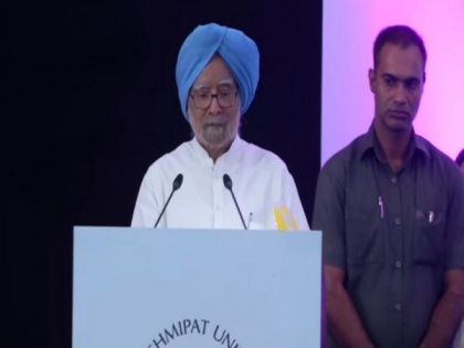 Democracy increases growth, India needs well-conceived strategy to be 5 trillion dollar economy: Manmohan Singh | Democracy increases growth, India needs well-conceived strategy to be 5 trillion dollar economy: Manmohan Singh